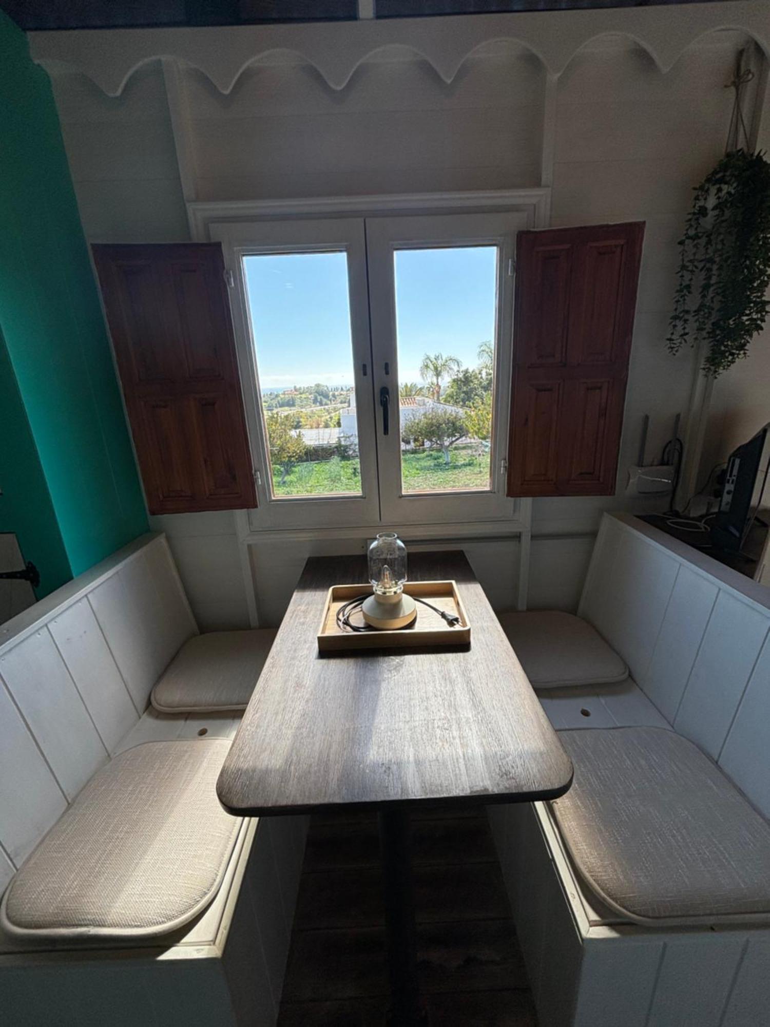 Vintage Chalet With Stunning Vieuws Estepona Kültér fotó
